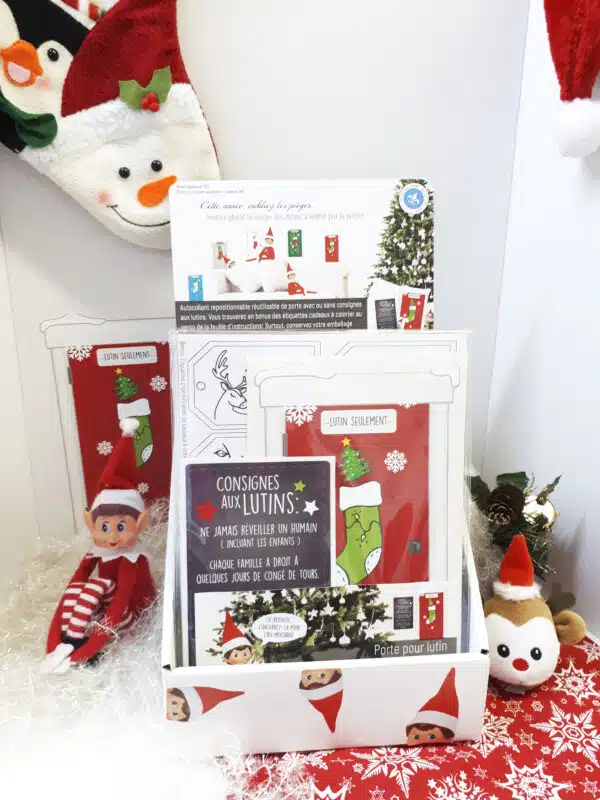 Autocollant mural - Porte d'entrée pour les LUTINS, repositionnable et réutilisable chaque année pour faire revenir la magie de Noël! – Image 3